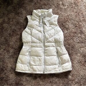 Athleta Puffer Vest